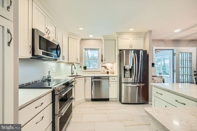 1106 MAINSAIL DR, Annapolis, MD 21403