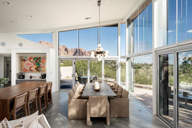 4330 E MCDONALD Drive, Paradise Valley, AZ 85253