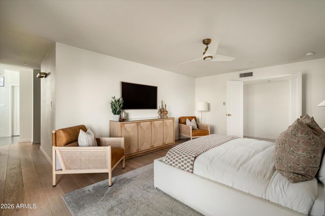 4330 E MCDONALD Drive, Paradise Valley, AZ 85253