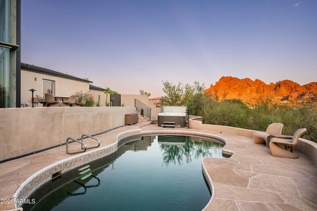 4330 E MCDONALD Drive, Paradise Valley, AZ 85253