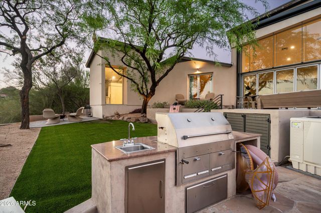 4330 E MCDONALD Drive, Paradise Valley, AZ 85253