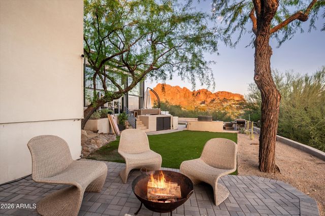 4330 E MCDONALD Drive, Paradise Valley, AZ 85253