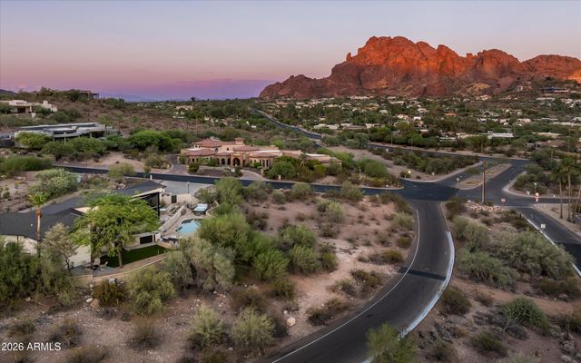 4330 E MCDONALD Drive, Paradise Valley, AZ 85253