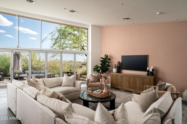 4330 E MCDONALD Drive, Paradise Valley, AZ 85253