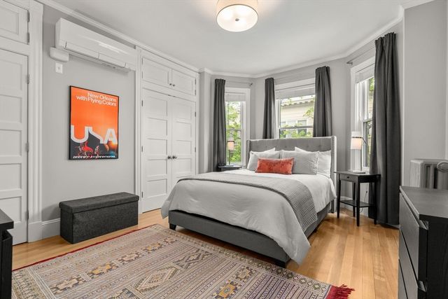 118 Kinnaird St 2, Cambridge, MA 02139
