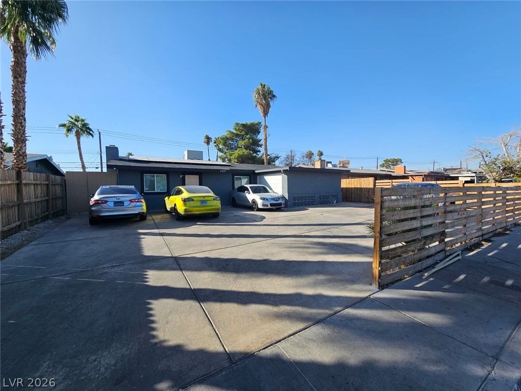 4297 Vegas Valley Drive, Las Vegas, NV 89121