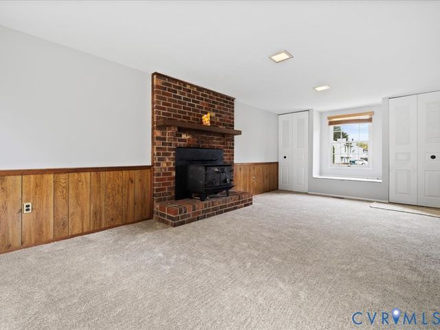 1104 Bentbrook Dr, Highland Springs, VA 23231