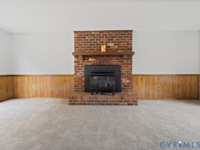 1104 Bentbrook Dr, Highland Springs, VA 23231