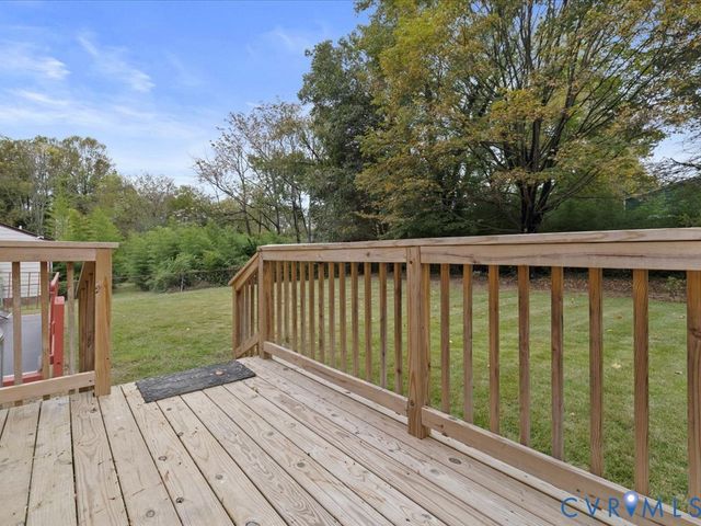 1104 Bentbrook Dr, Highland Springs, VA 23231