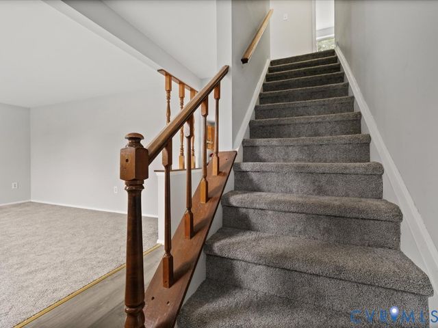 1104 Bentbrook Dr, Highland Springs, VA 23231
