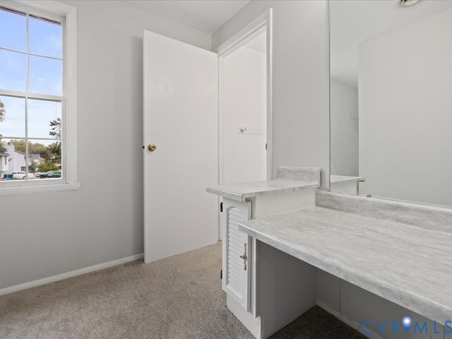 1104 Bentbrook Dr, Highland Springs, VA 23231