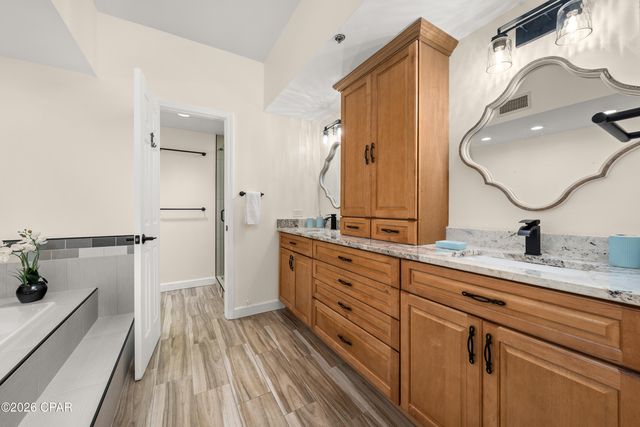 6323 Thomas Drive 501A, Panama City, FL 32408