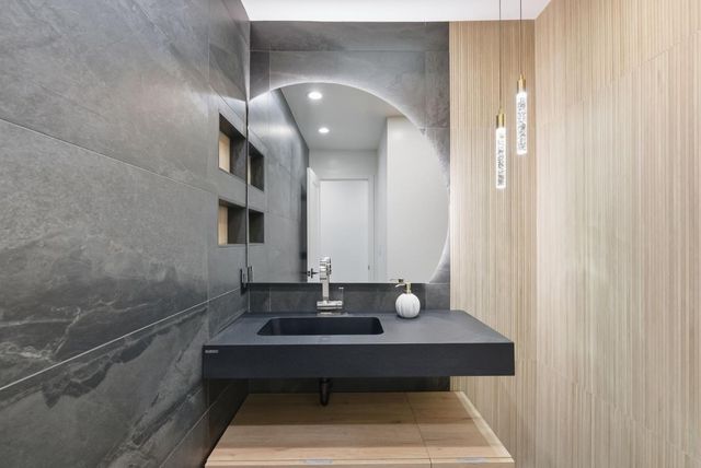 845 Pollard Road, Los Gatos, CA 95032