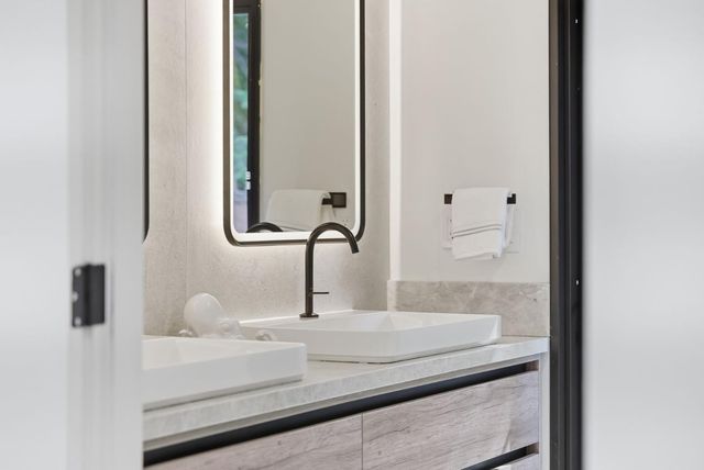 845 Pollard Road, Los Gatos, CA 95032