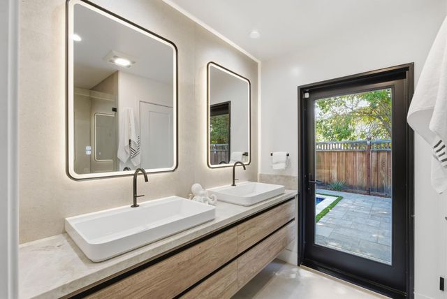 845 Pollard Road, Los Gatos, CA 95032