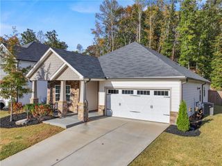 328 Magnolia Drive, Dawsonville, GA 30534