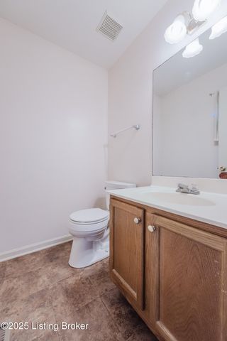 4400 Bays End Ct, Louisville, KY 40245