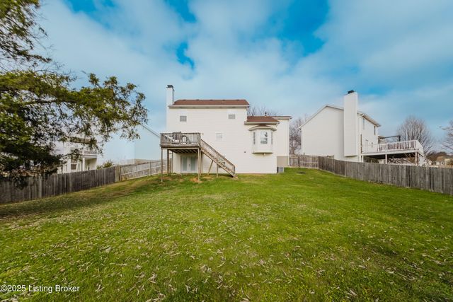 4400 Bays End Ct, Louisville, KY 40245