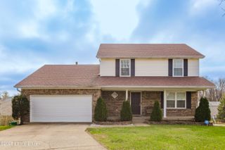 4400 Bays End Ct, Louisville, KY 40245