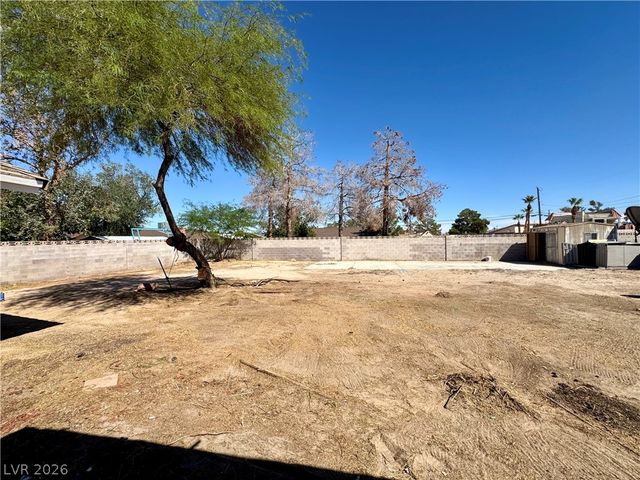 6930 South Valley View Boulevard, Las Vegas, NV 89118