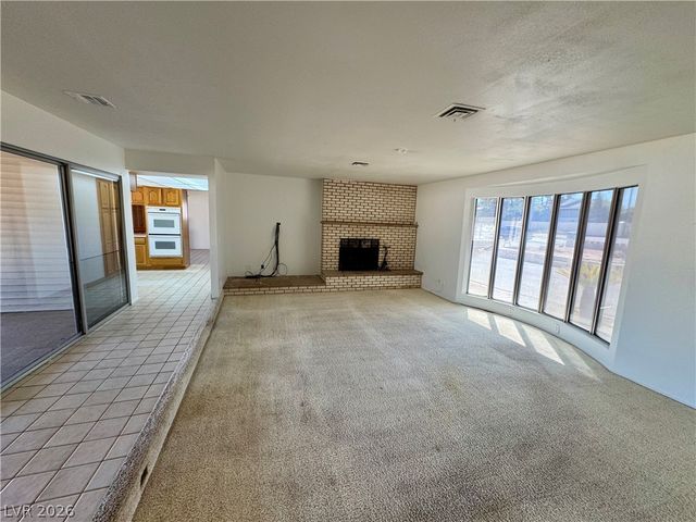 6930 South Valley View Boulevard, Las Vegas, NV 89118