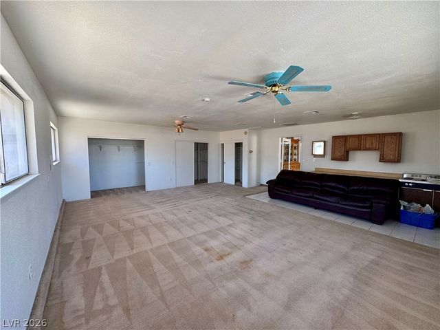 6930 South Valley View Boulevard, Las Vegas, NV 89118