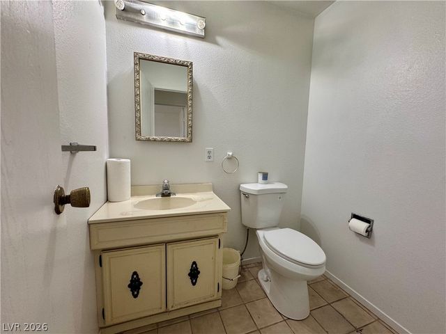 6930 South Valley View Boulevard, Las Vegas, NV 89118