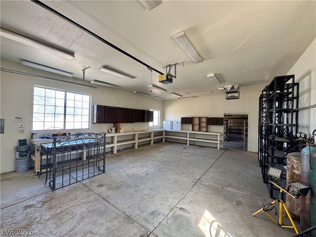6930 South Valley View Boulevard, Las Vegas, NV 89118