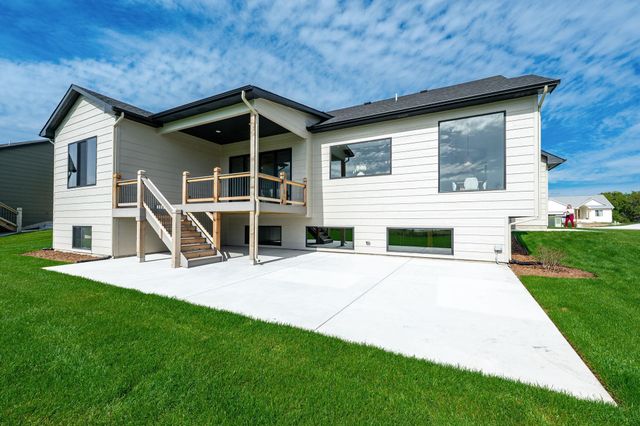 8499 W Pebble st, Maize, KS 67101