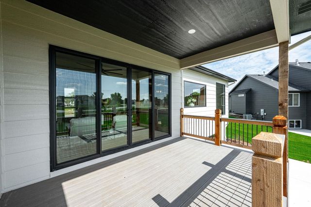 8499 W Pebble st, Maize, KS 67101