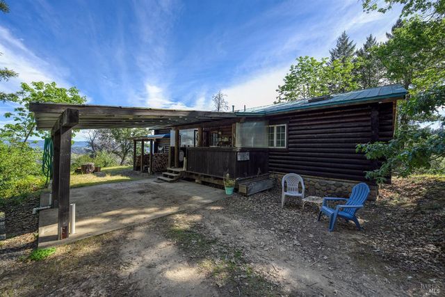 12300 Skaggs Rd, Geyserville, CA 95441