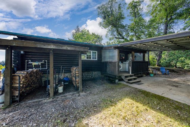 12300 Skaggs Rd, Geyserville, CA 95441