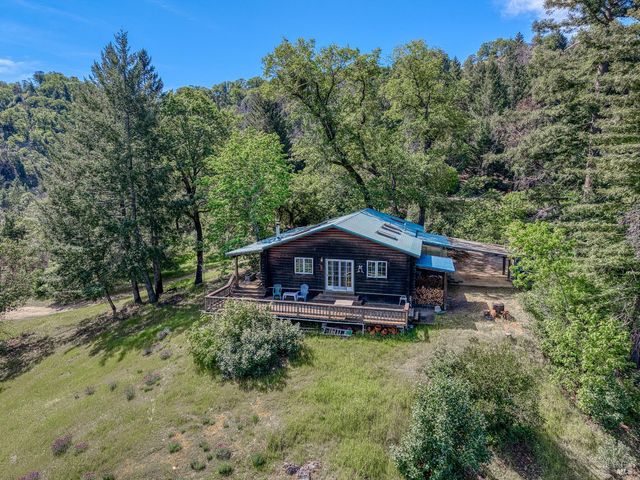 12300 Skaggs Rd, Geyserville, CA 95441