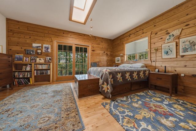 12300 Skaggs Rd, Geyserville, CA 95441