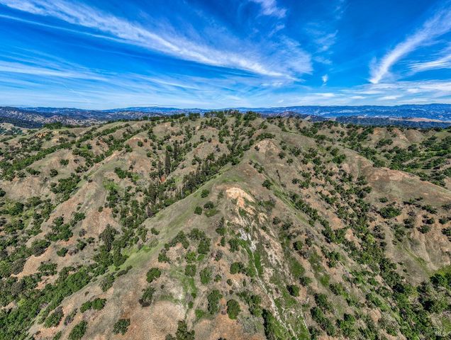 12300 Skaggs Rd, Geyserville, CA 95441