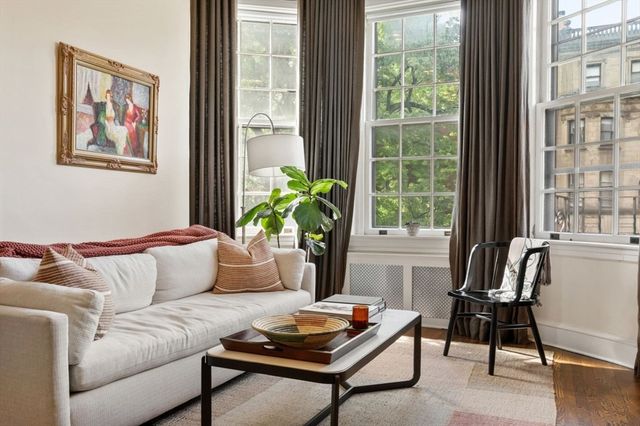 371 Beacon Street 5, Boston, MA 02116