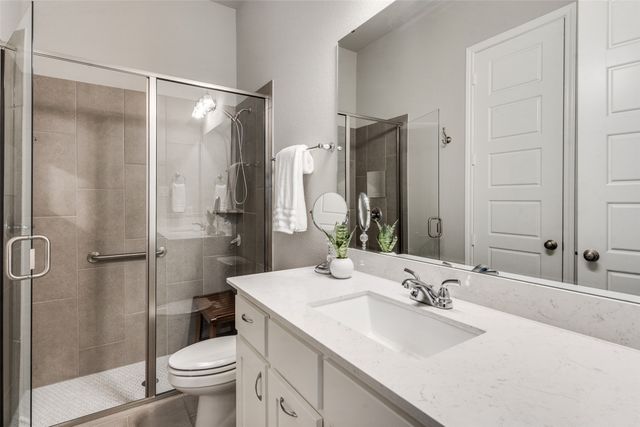 305 Oak Hollow Way, Little Elm, TX 75068