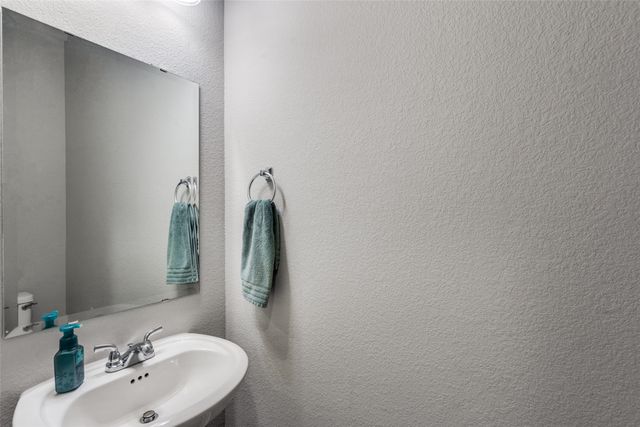 305 Oak Hollow Way, Little Elm, TX 75068