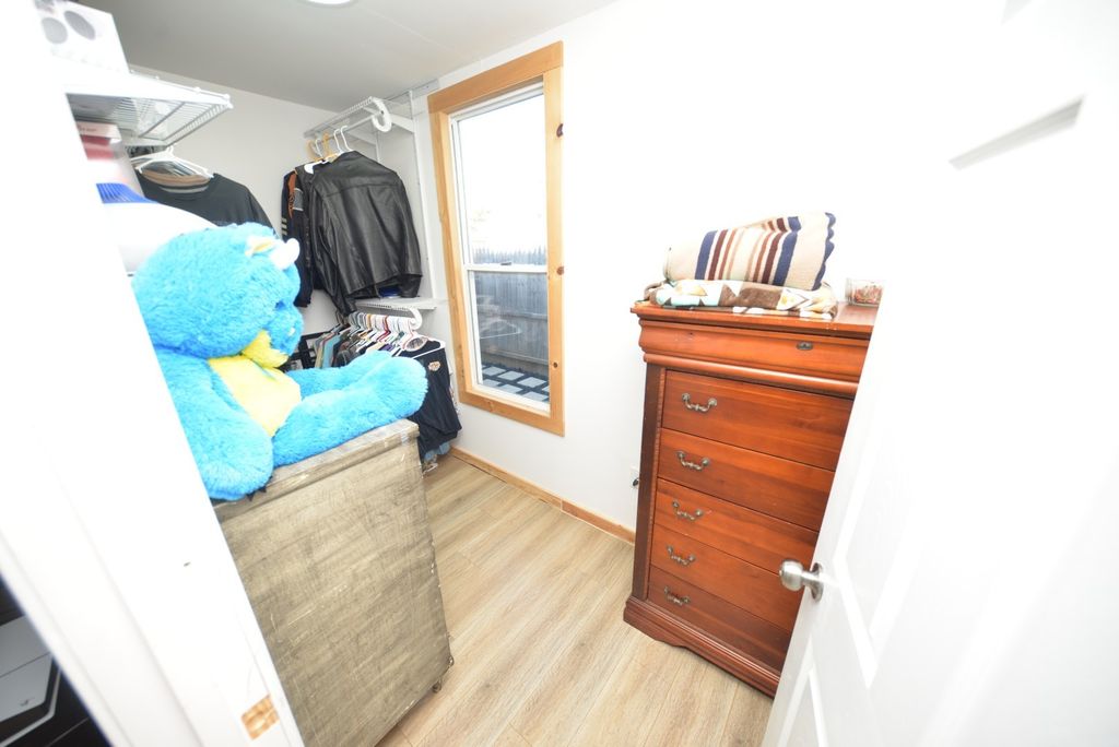 Image 30 of property listing at 1501 Viola Avenue, Mt Vernon, IL 62864
