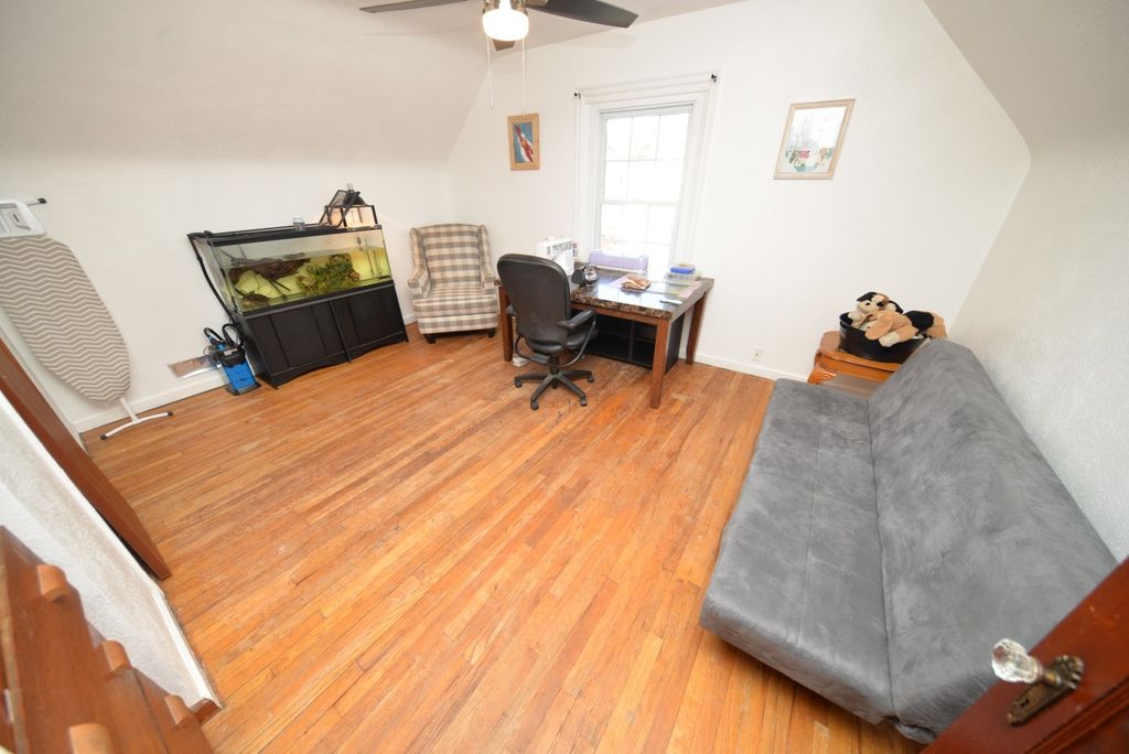 Image 33 of property listing at 1501 Viola Avenue, Mt Vernon, IL 62864
