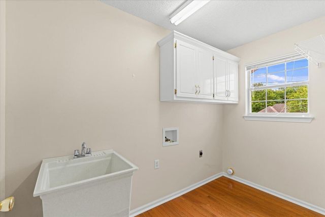 313 Viewmont Drive, Tunnel Hill, GA 30755