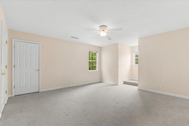 313 Viewmont Drive, Tunnel Hill, GA 30755