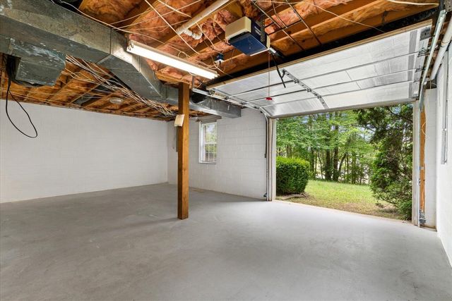 313 Viewmont Drive, Tunnel Hill, GA 30755