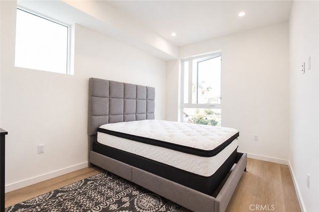 955 Fedora Street 411, Los Angeles, CA 90006