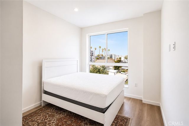 955 Fedora Street 411, Los Angeles, CA 90006