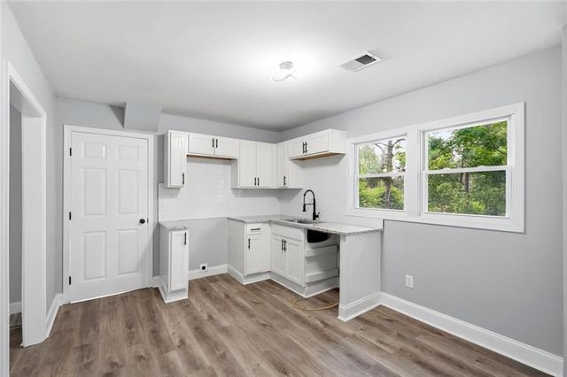 6140 Nichols Drive, Union City, GA 30291