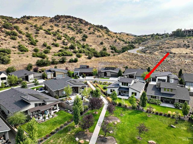 1525 S Boulder View Ln, Boise, ID 83712