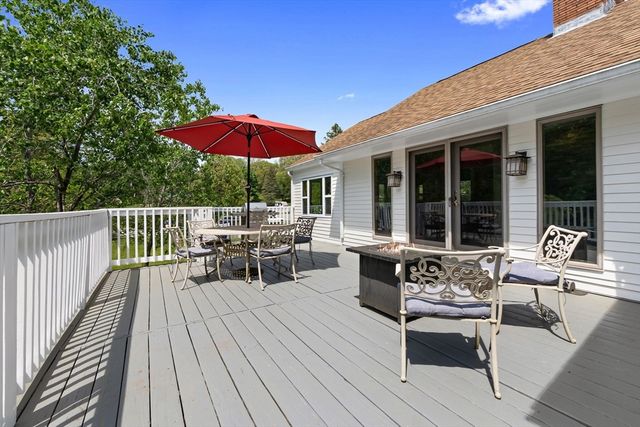 610 Main St, Boxford, MA 01921