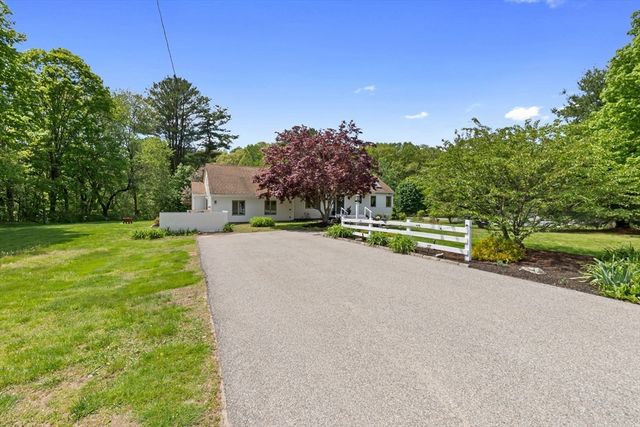 610 Main St, Boxford, MA 01921