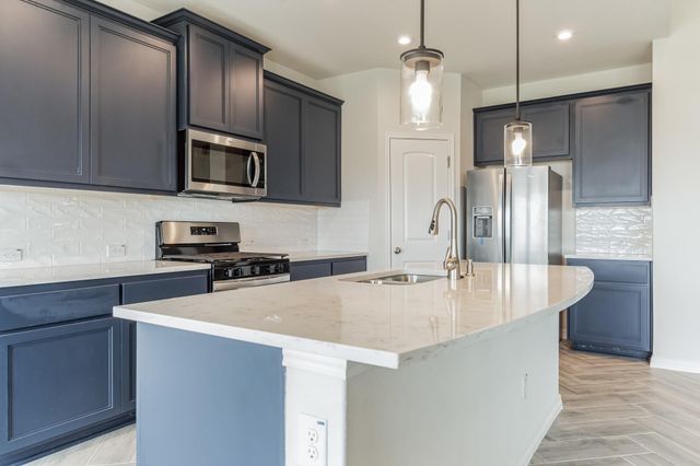 4425 SHADY HILL LN, Pflugerville, TX 78660